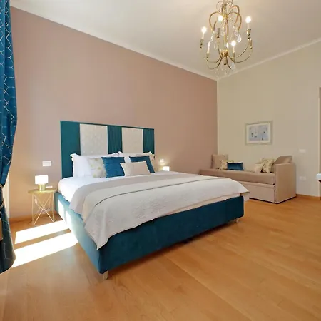 Nuova Casa Di Lusso Al Centro Di Apartment