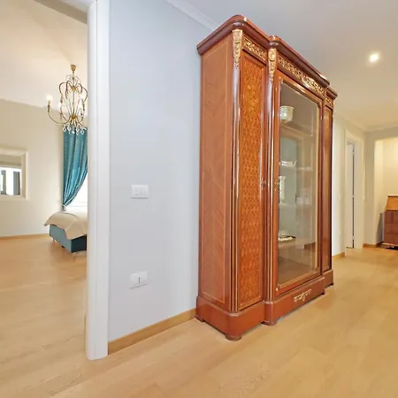 Nuova Casa Di Lusso Al Centro Di * Rome