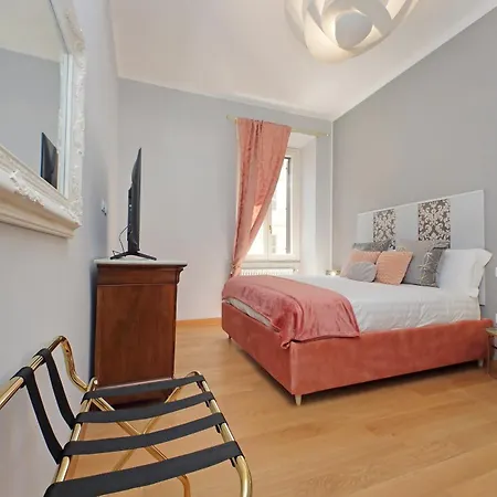 Nuova Casa Di Lusso Al Centro Di Apartment